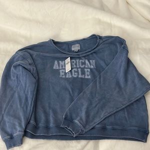 American eagle, blue, crew neck.